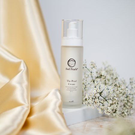 Hydratační pleťový krém s perlovým práškem a kyselinou hyaluronovou SPF 15 – 50ml