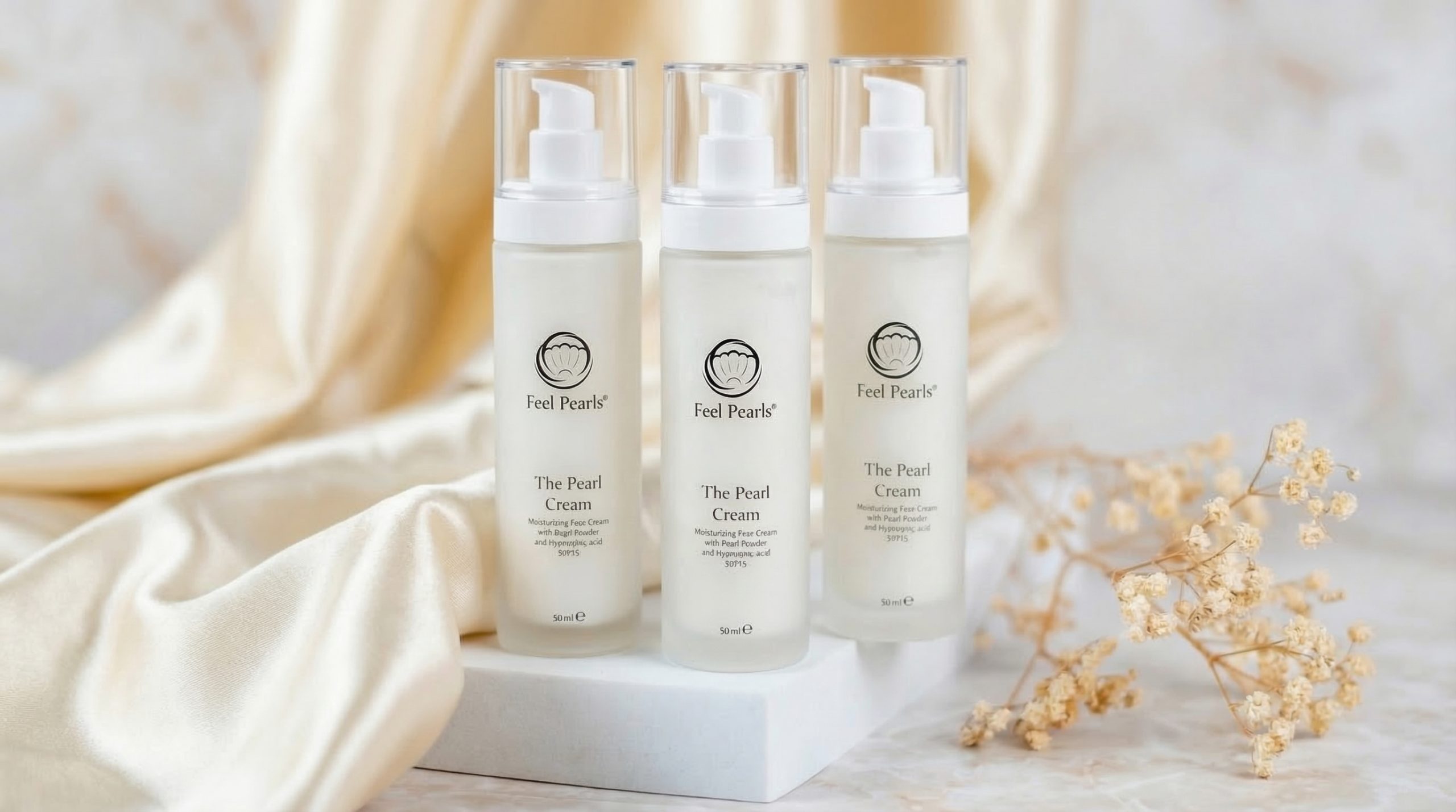 Levně Hydratační pleťový krém s perlovým práškem a kyselinou hyaluronovou SPF 15 – 50ml, Friends Pack